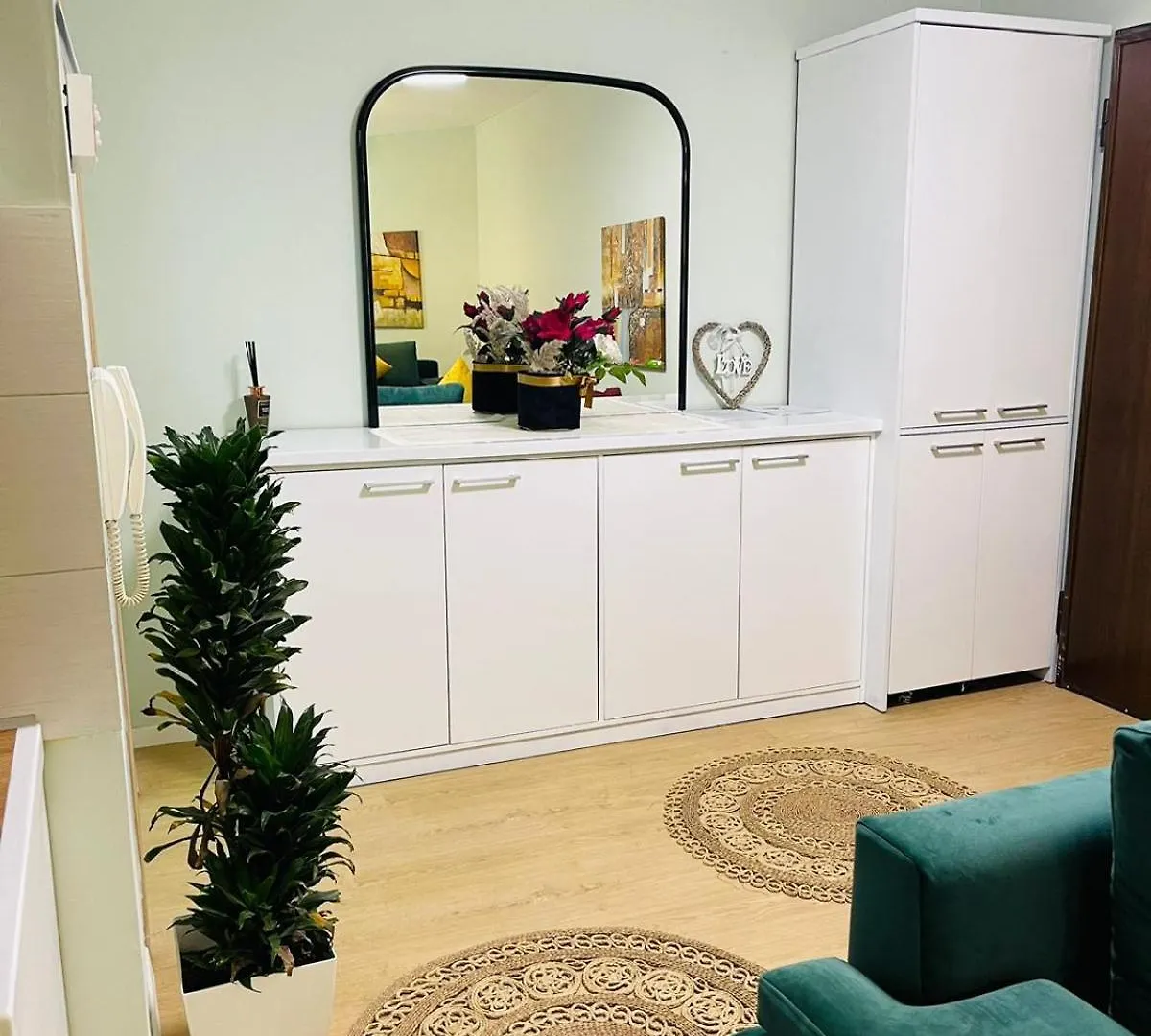 New Apartment In Center Of Тирана