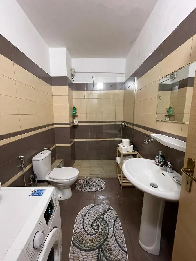 New Apartment In Center Of Тирана